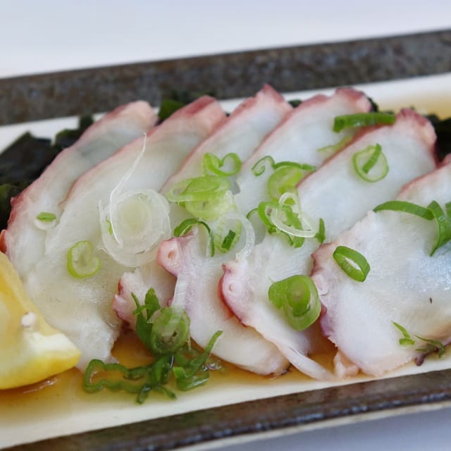 Tako Su.