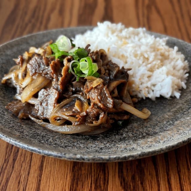 Bulgogi (Beef) Platter.