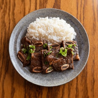 Kalbi (Beef Short Ribs) Platter